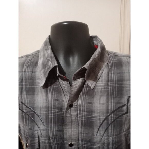 Rock 47 By Wrangler Pearl Snap Shirt Men's XL Gray Plaid Embroidered Skull Logo - Picture 2 of 12